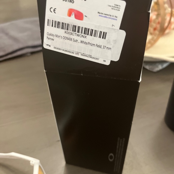 Oakley Men’s Sutra Sunglasses - Picture 2 of 6